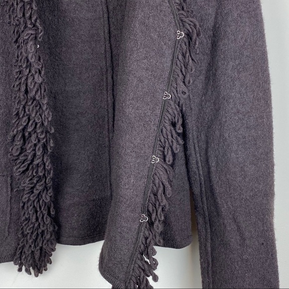 Clothes by Revue || Boiled Wool Sweater/Jacket - Picture 9 of 12